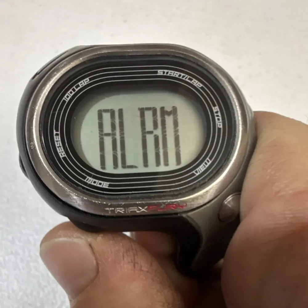 RARE VINTAGE NIKE TRIAX FURY 100 LAP BLACK AND GREY SPORTSWATCH NEW BATTERY(B19)
